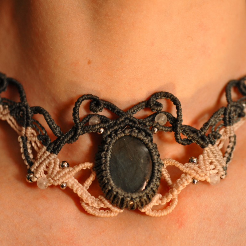 « Murmure des anciens » - Collier unique ras le cou