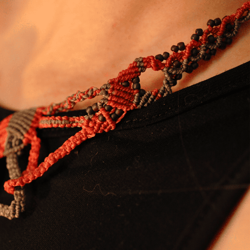 « Nébuleuse »  — Plastron